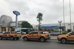 Ford Việt Nam nói gì về nhóm khách hàng mang xe diễu phố đòi quyền lợi?