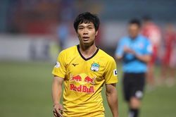 Cận cảnh Công Phượng ghi bàn thắng đầu tiên ở V-League 2021