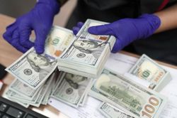 Tỷ giá hôm nay ngày 9/3: USD trung tâm tiếp tục tăng lên