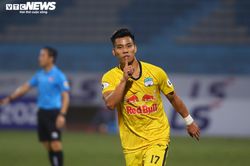 Trực tiếp Viettel 0-3 HAGL: Văn Thanh lập cú đúp, Viettel sụp đổ
