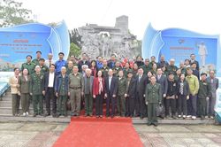 Kỷ niệm 70 năm Ngày Bác Hồ tặng thơ thanh niên xung phong
