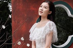 'Tiểu tam' Lương Thanh yểu điệu trong váy xuân hè