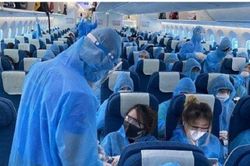 Làm lây lan dịch COVID-19, nam tiếp viên Vietnam Airlines bị truy tố