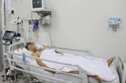 Chùm ca bệnh nguy kịch nghi do ngộ độc thực phẩm patê chay