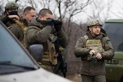 Ukraine chính thức công nhận Nga là đối thủ quân sự