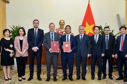 Trao Công hàm Hiệp định thương mại tự do Việt Nam - Anh
