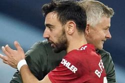 MU cần thêm Bruno Fernandes, Griezmann bám trụ Barca