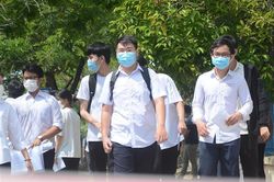 Kỳ thi tốt nghiệp THPT 2021: Thí sinh vi phạm các lỗi nào thì bị đình chỉ?
