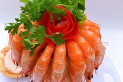 Mẹ đảm mách nước làm món tôm râu hấp nước dừa ngon 'lịm tim' cả nhà thích mê