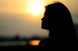 Có thai với người không yêu, tôi nên 'ăn vạ' hay dũng cảm từ bỏ?