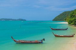 Đảo Phuket Thái Lan sắp mở cửa đón du khách đã tiêm vaccine Covid-19