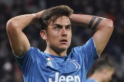 Dybala trở thành vấn đề của Juventus