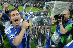 Vượt MU và Man City, Chelsea trở thành đội bóng Anh xuất sắc nhất thập kỷ