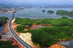 Quảng Ninh 'sực tỉnh', nhận ra gót chân Asin
