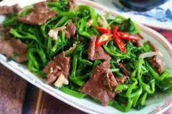 Làm thịt trâu xào rau muống mềm, ngon ngọt hơn cả ngoài hàng ai ai cũng ghiền