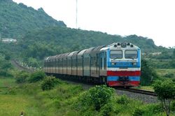 Ít được rót vốn đầu tư, đường sắt ngày càng tụt hậu