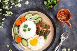 Cách làm cơm tấm sườn nướng thơm ngon chuẩn vị
