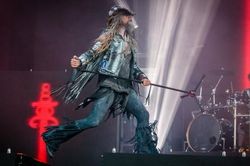 'The Luna Injection Kool Aid Eclipse Conspiracy' của Rob Zombie: Một album lạc lõng giữa thời gian…