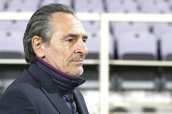 Prandelli từ chức ở Fiorentina: Căn bệnh khó nói của các HLV