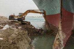 Siêu tàu Ever Given được giải cứu