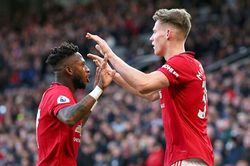 MU: Tuyến giữa thiếu sáng tạo, canh bạc với Solskjaer