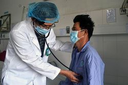Người cha hiếm muộn bị nhồi máu cơ tim xin gặp con lần cuối