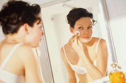 5 mẹo làm đẹp phụ nữ nên biết