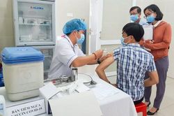 Bộ Y tế: Đảm bảo chất lượng vắc xin, thực hiện tiêm chủng an toàn