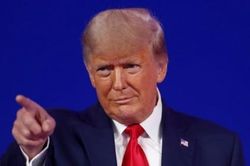 Ông Trump ra mắt trang mạng mới khi bị 'cấm cửa' trên mạng xã hội