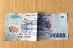 Bắt 4 thanh niên tàng trữ, vận chuyển, lưu hành tiền giả