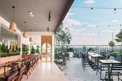 Hà Nội phố: Đổi gió với cà phê rooftop siêu xinh trong những ngày nắng lên