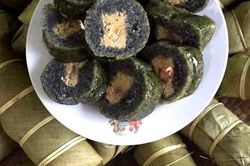 Bánh chưng đen xứ Lạng