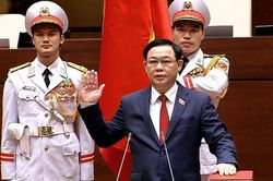 Chủ tịch Quốc hội Vương Đình Huệ tuyên thệ nhậm chức