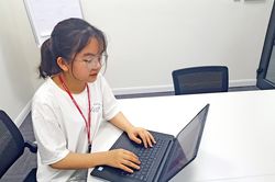 Gặp lại nữ sinh lập fanpage về dịch COVID-19 bằng tiếng Anh
