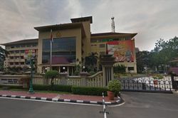 Nổ súng tại trụ sở cảnh sát quốc gia Indonesia
