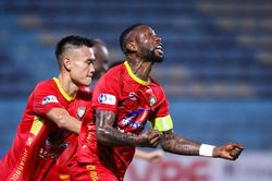 Hoàng Vũ Samson bị phạt cực nặng, điều tra dấu hiệu bán độ