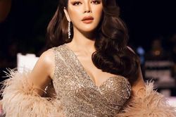 Lý Nhã Kỳ khoe ảnh gia đình để … kén chồng ?