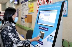 Phát triển nhờ ứng dụng công nghệ thông tin