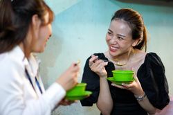 Tiệm súp cua Nhà thờ Đức Bà nổi tiếng ở TP.HCM