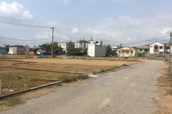'Nghịch lý' thông tin huyện lên quận: Giá đất cao, giao dịch ít, người mua lại không mặn mà
