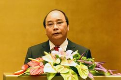 Trình Quốc hội miễn nhiệm Thủ tướng Chính phủ Nguyễn Xuân Phúc