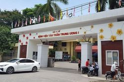 Bệnh viện không biết bệnh nhân lập 'động lắc' trong phòng điều trị