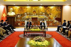 Hà Nội dành sự quan tâm cao trong triển khai các dự án phát triển với Pháp