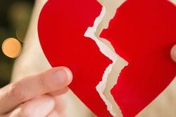Hiệu ứng 'cửa sổ vỡ' và cái kết bất ngờ cho những kẻ yêu nhau sâu đậm quay lại sau hậu chia tay
