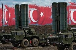Mỹ: Ankara đang 'chơi ván cờ đôi' khi sử dụng S-400 ở hướng Biển Đen