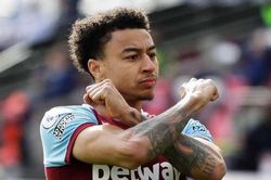 Lingard ra điều kiện để trở lại MU