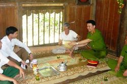 Tập huấn phòng chống ma túy cho trưởng thôn, bản, người có uy tín