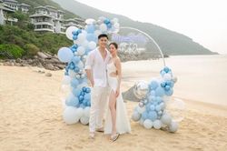 Lệ Quyên tình tứ bên bạn trai trong tiệc sinh nhật lãng mạn