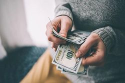 9 sai lầm tồi tệ về tiền bạc nhiều người hay mắc ở lứa tuổi 30