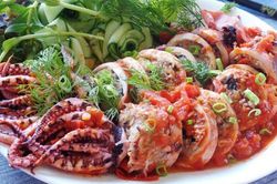 Cách làm mực nhồi thịt sốt cà chua chồng con đua nhau gắp